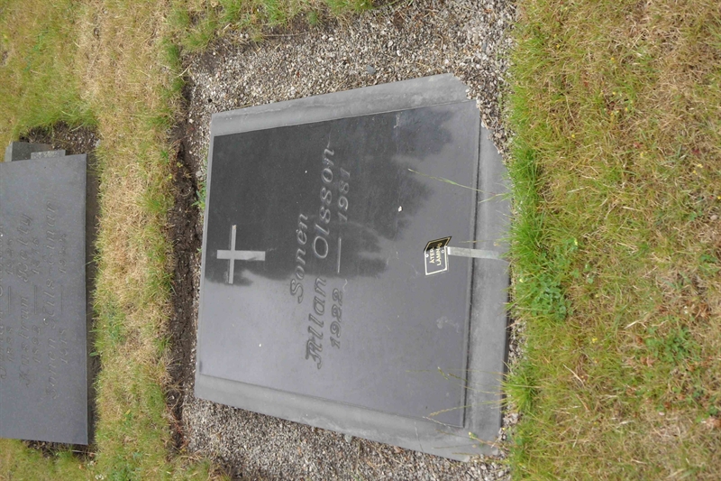 Grave number: ÖK 6    38