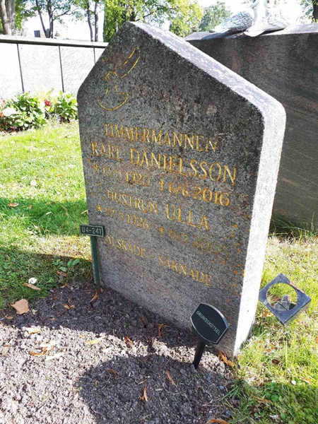 Gravnummer: GK U 4   241