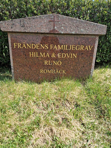 Grave number: 501 09 1275-1277