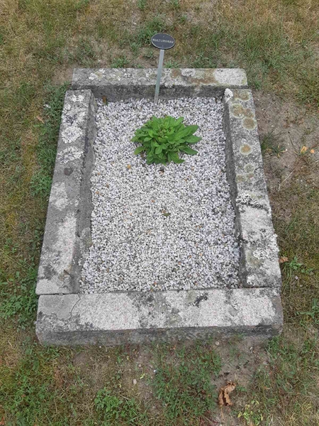Grave number: VO D   158