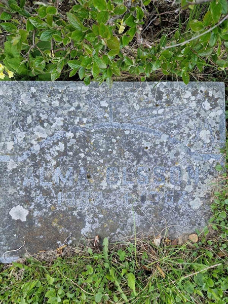 Grave number: 501 21 4182