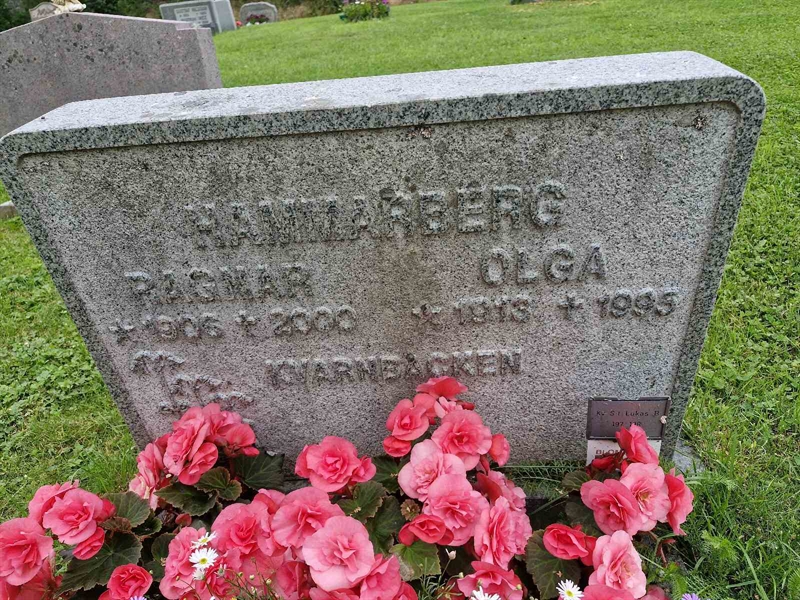 Grave number: GR LU B   197-198