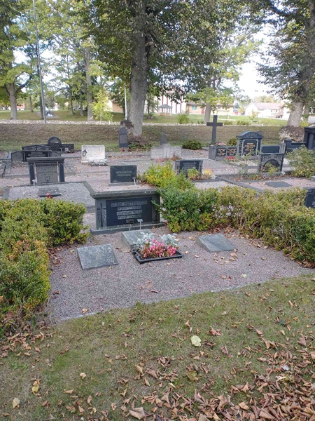 Grave number: VK C   355, 356, 357, 358