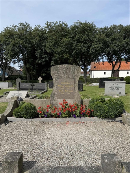 Grave number: ON D   420