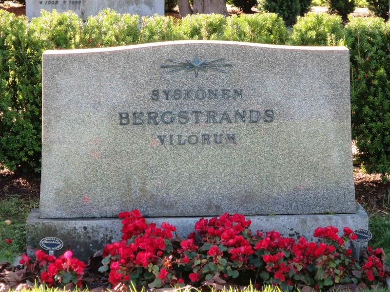 Grave number: HÖB 57    10
