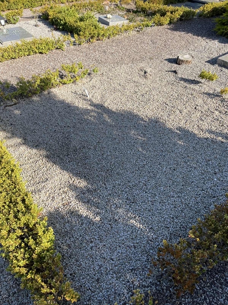 Grave number: NK E 58-59
