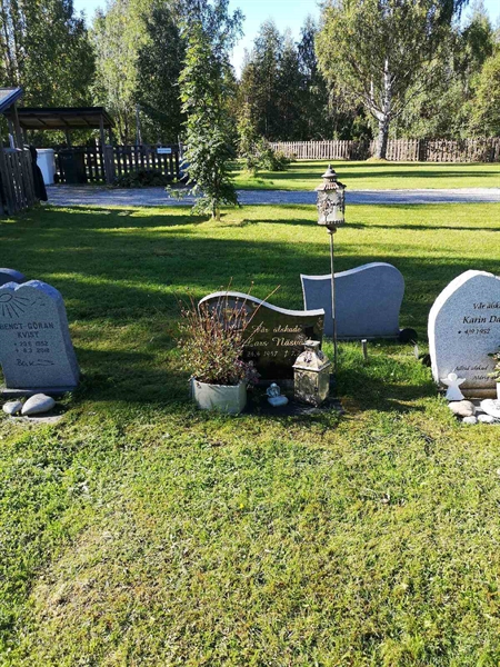 Hautatunnus: NK 22    43