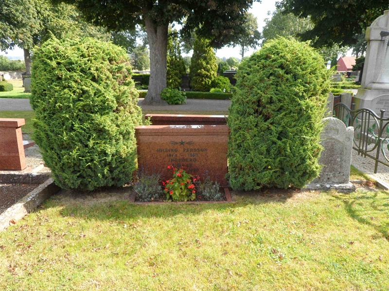 Grave number: SK E    13, 14, 15