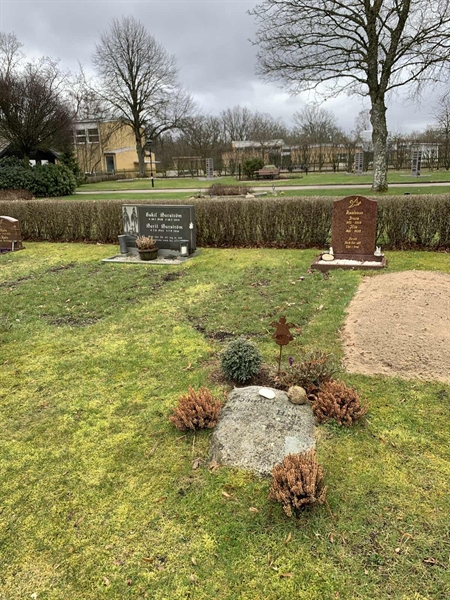 Grave number: SÖ R    62, 63