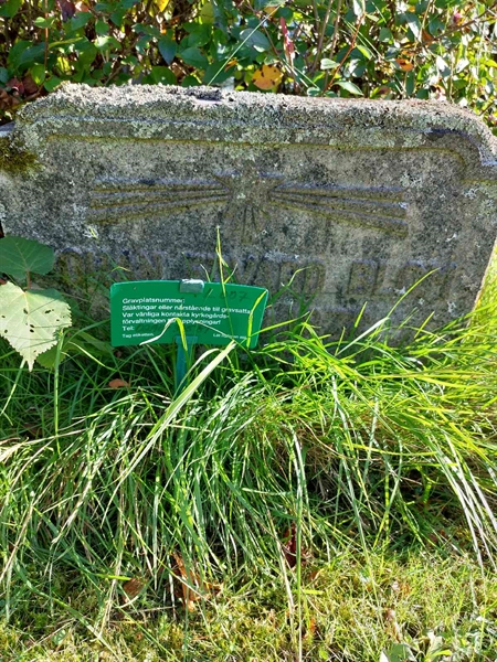 Hautatunnus: 1 L   007