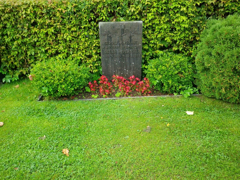 Grave number: OS N   319, 320