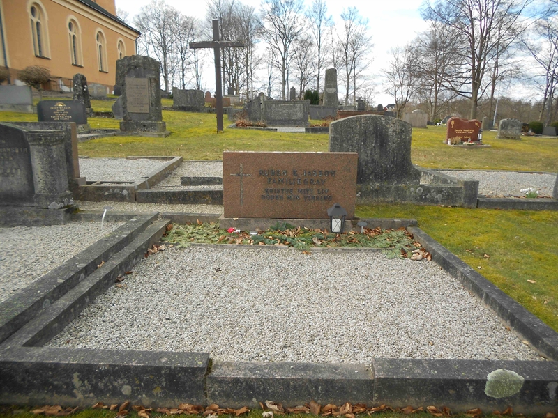 Grave number: NÅ G4    50, 51