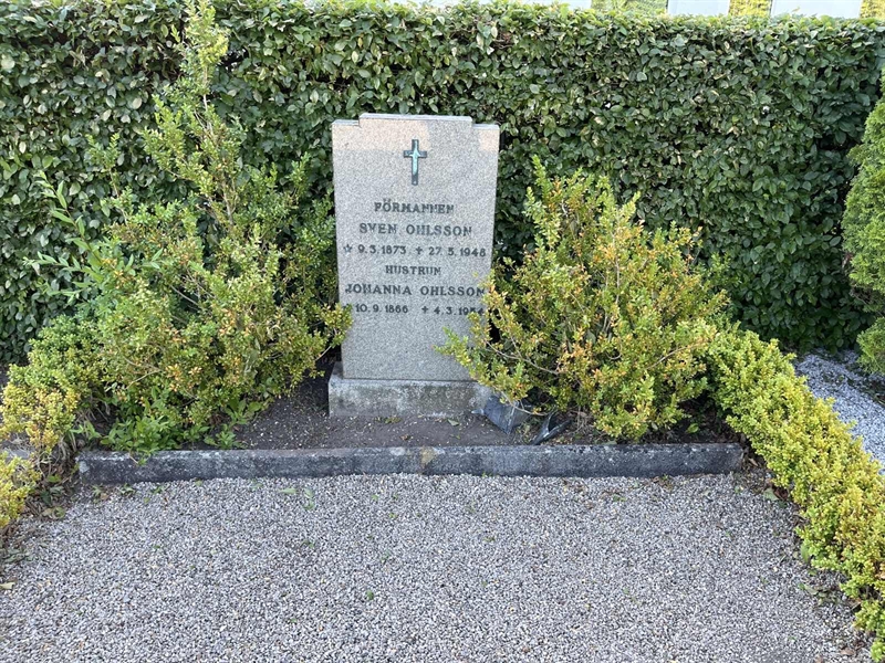 Grave number: NK E     8