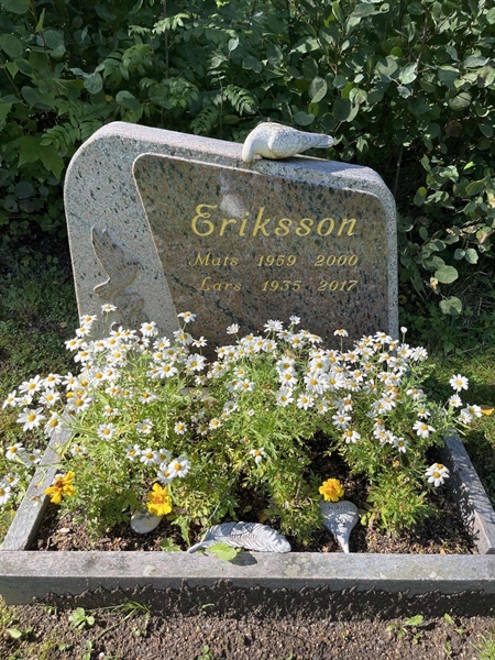 Grave number: 5 06   609