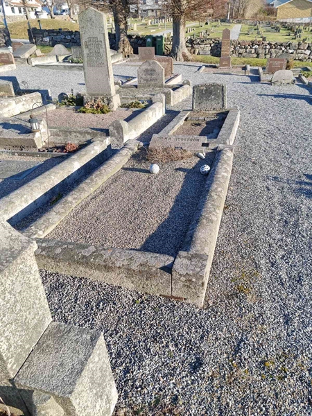 Grave number: TG 005 0680