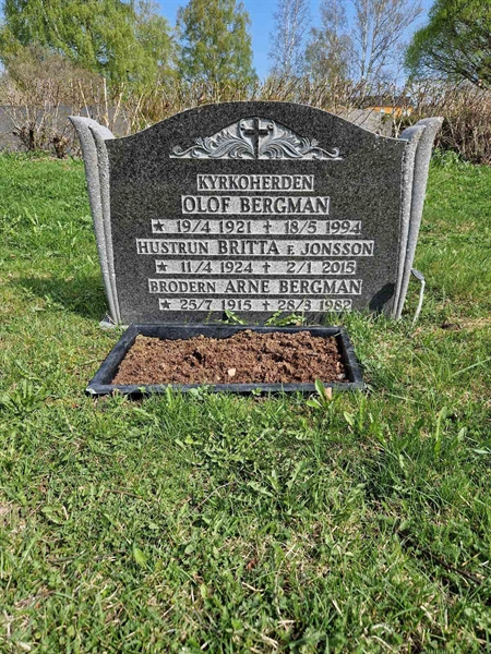 Grave number: 501 05 591-593
