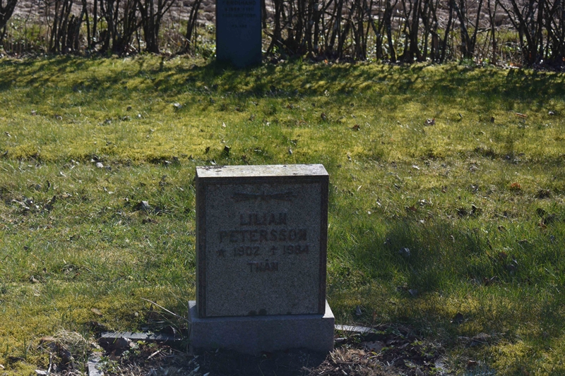 Grave number: B1 7   131, 132