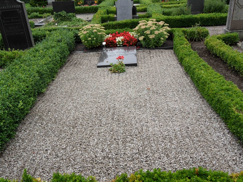 Grave number: VK D    57