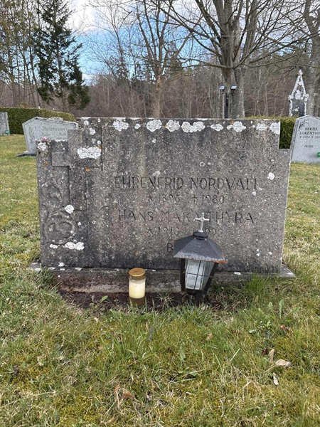 Grave number: LO 184, 185