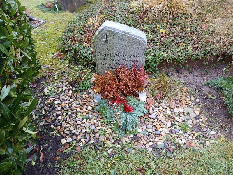 Grave number: FE K    50