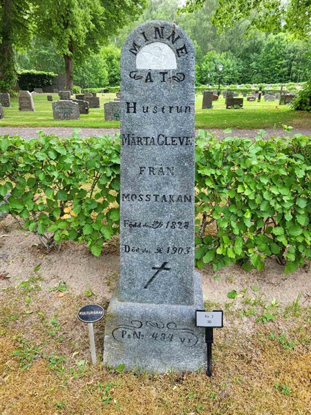 Grave number: Jä 02    30