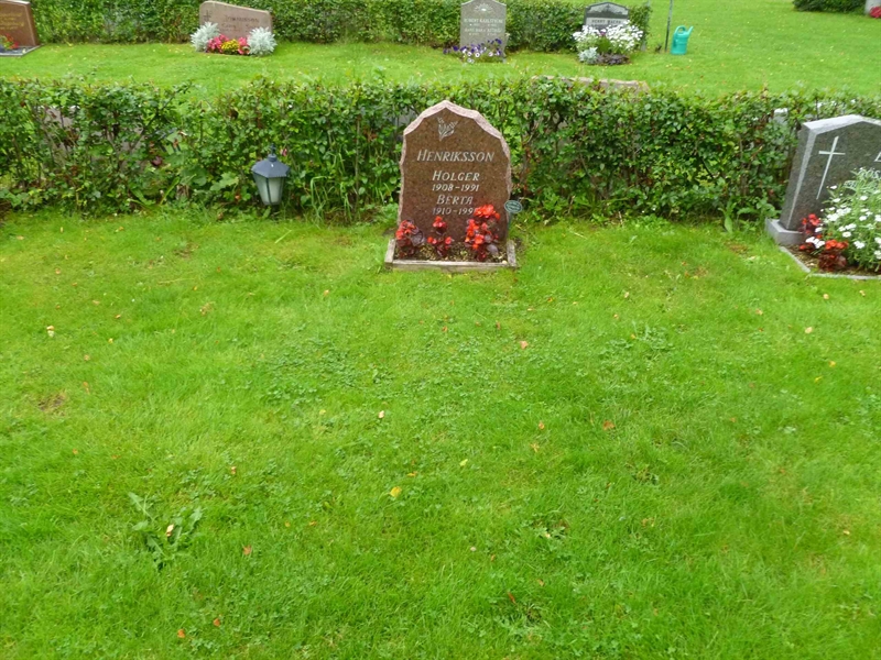 Grave number: ROG H  185, 186