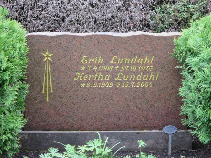 Grave number: HÖB 70H   206
