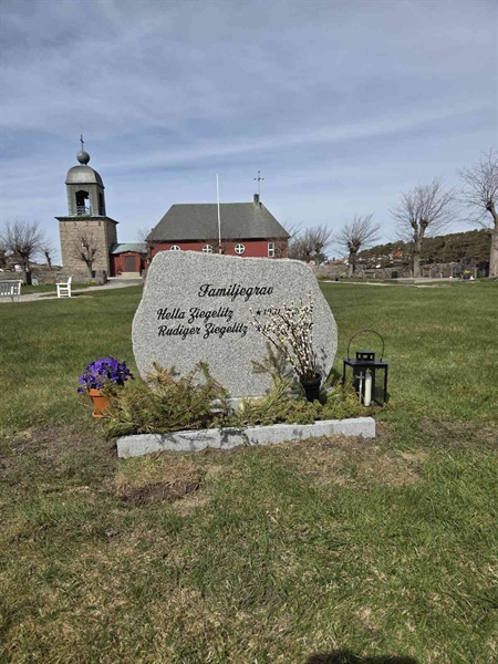 Gravnummer: H 007  0373, 0374