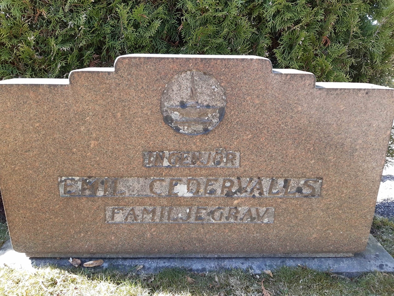 Grave number: HM 17   79, 80