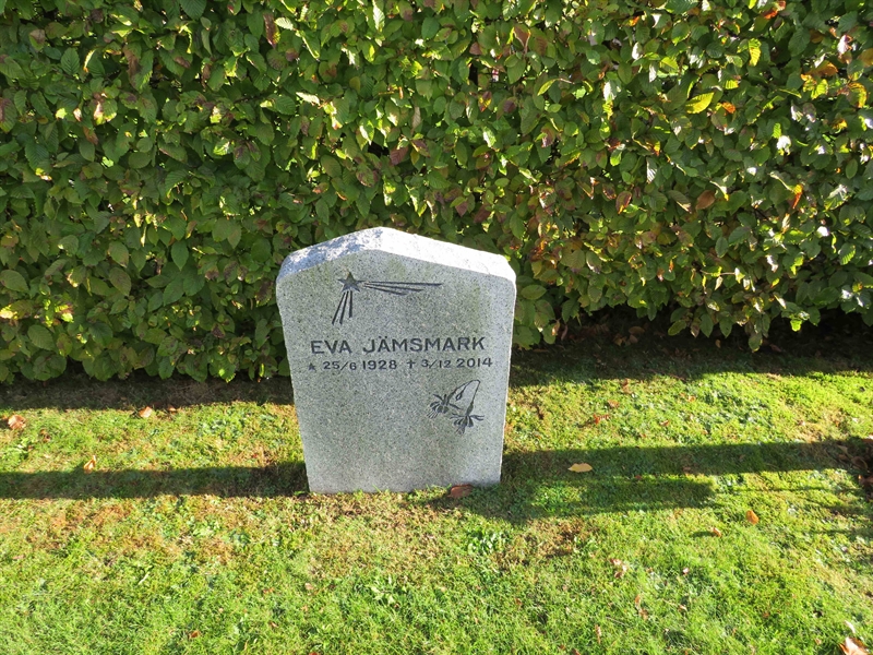 Grave number: 1 12   30