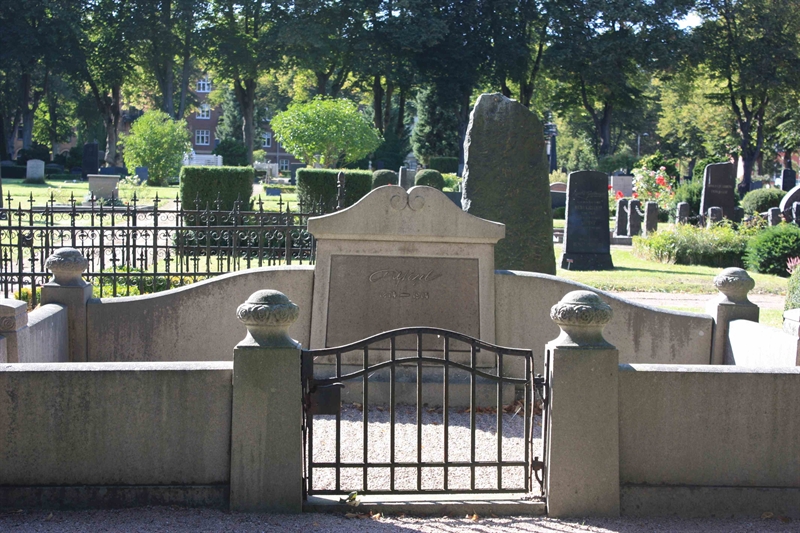 Grave number: Ö YÄ   182, 183, 184