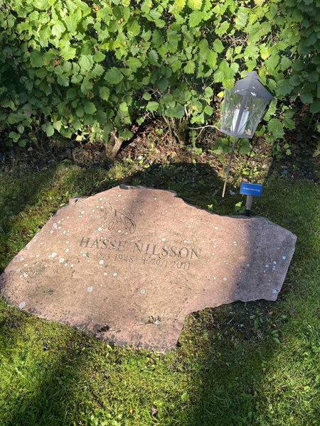 Grave number: G 27    14-16