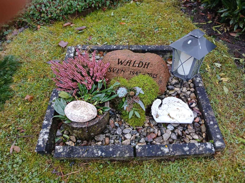 Grave number: FE K    41