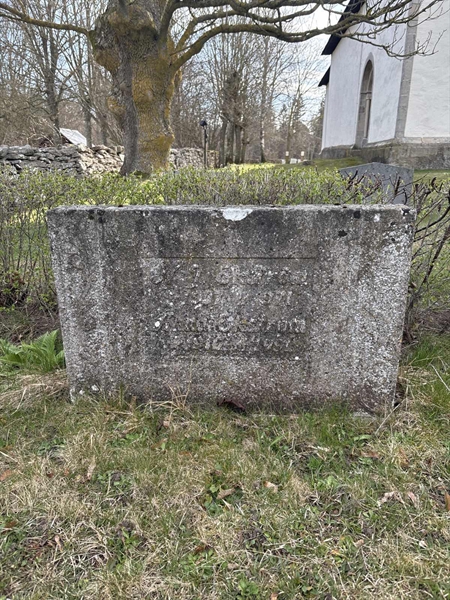 Grave number: LO 128, 129
