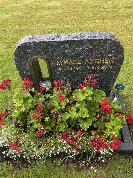 Gravnummer: Sä KV 07    10