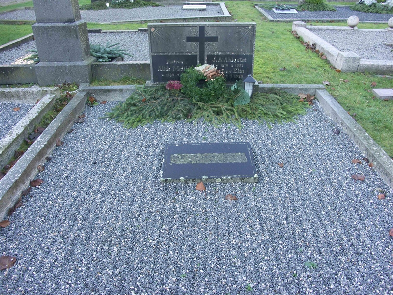 Grave number: FÖ FÖ 1105