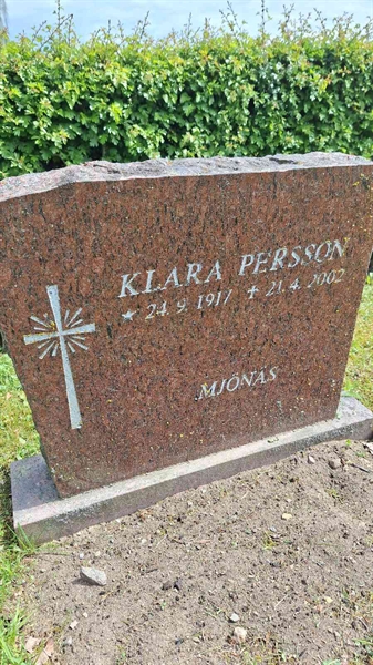 Grave number: VG D   240