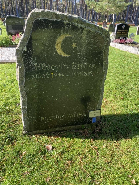 Grave number: 2 H    20