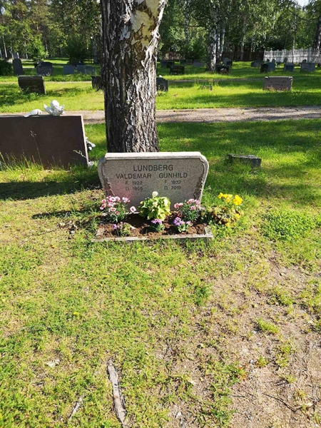 Hautatunnus: NK 02    74