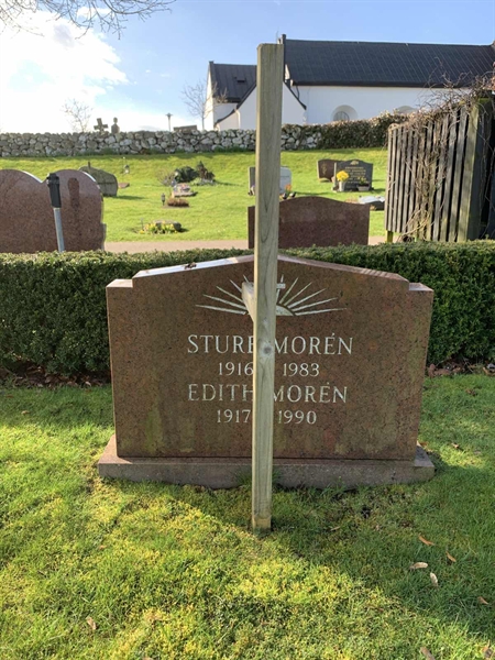Grave number: SÖ L   240, 241