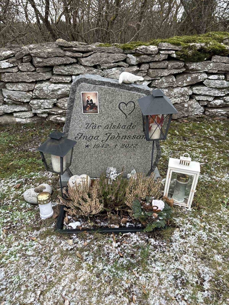 Gravnummer: LE    37