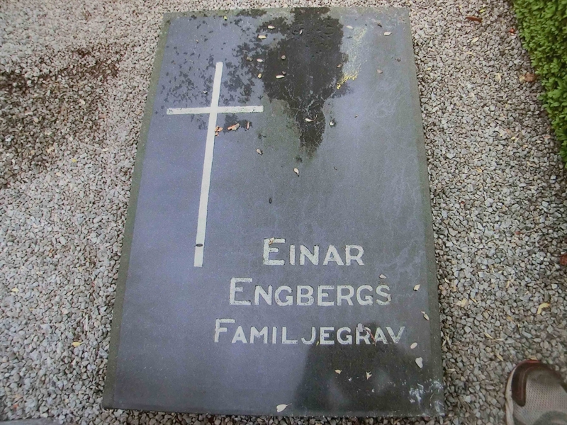 Grave number: SÅ 077:02