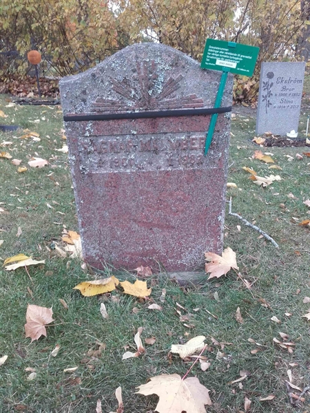 Grave number: NO 08    82