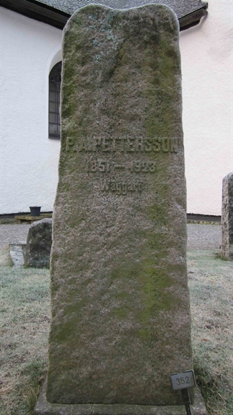 Grave number: KG D   352, 353