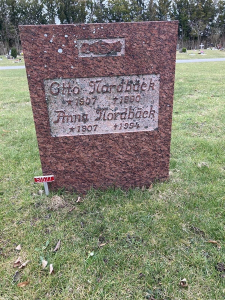 Gravnummer: R 01   805