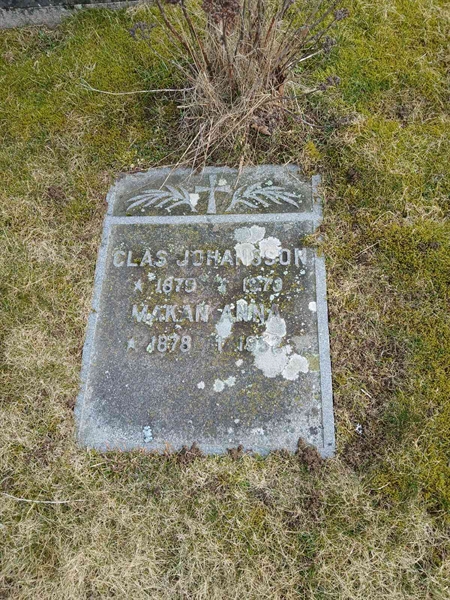 Hautatunnus: 2 9  104, 105