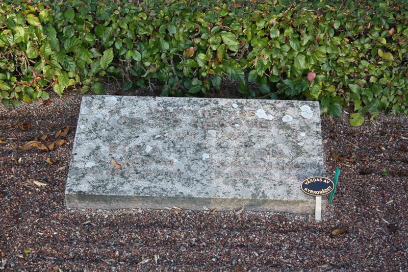 Grave number: 1 K A  124
