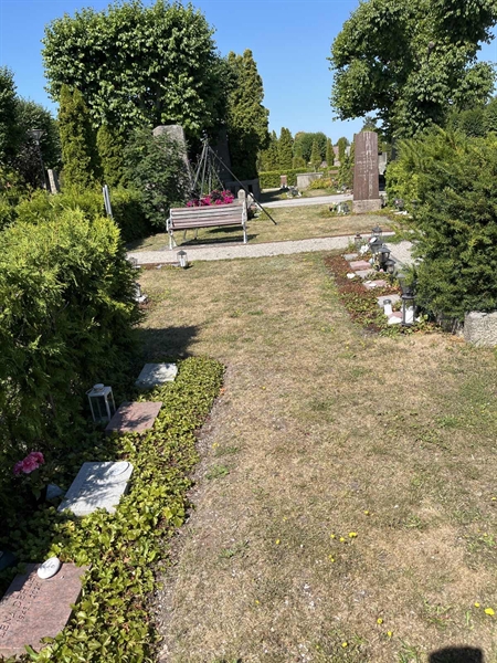 Grave number: NK V    57