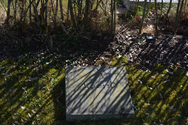 Grave number: B1 6    15