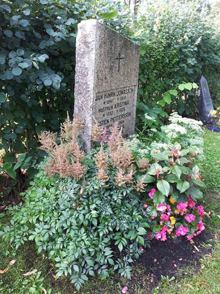 Gravnummer: GK F 4   377